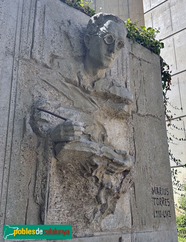 Lleida - Monument a Màrius Torres