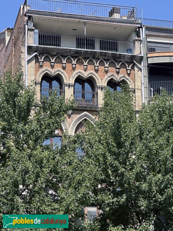 Lleida - Casa Segura. Façana Av. Blondel