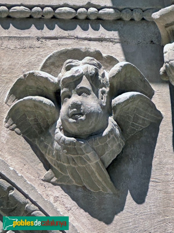 Lleida - Portada de l'església de la Sang