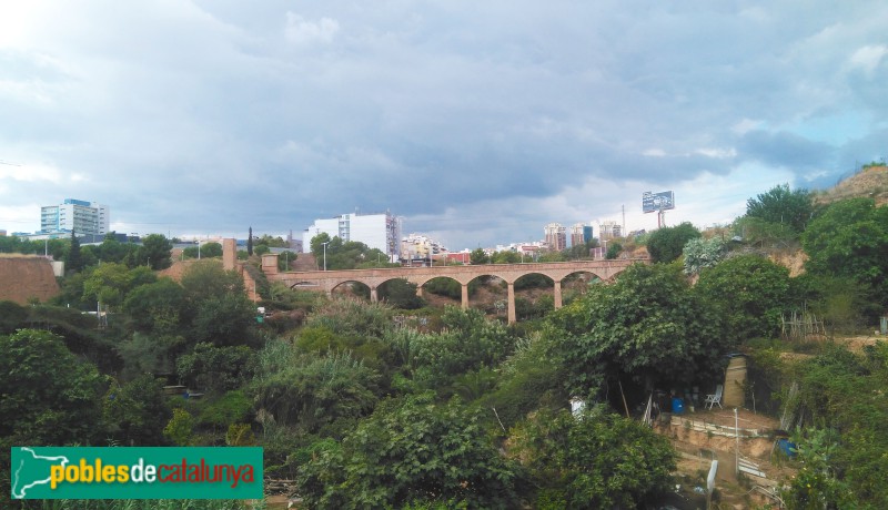 Esplugues de Llobregat - Aqüeducte del torrent de Can Clota. Tram occidental