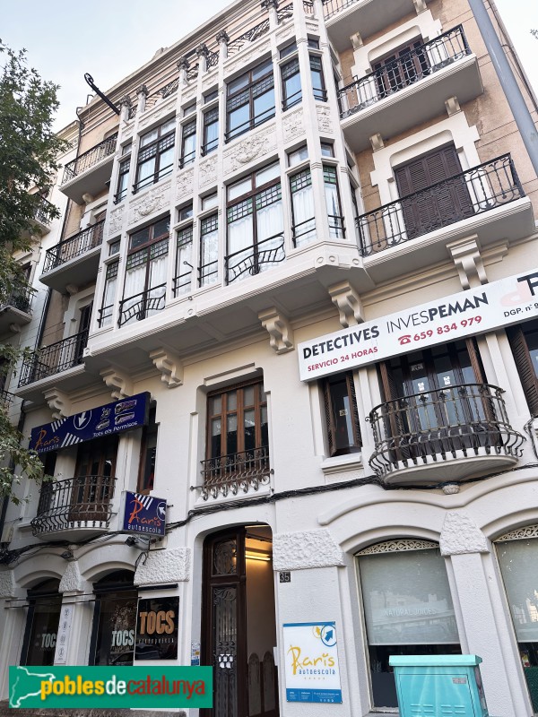 Lleida - Cases Joan Balasch (Foto: Albert Esteves, 2025) Lleida - Cases Joan Balasch