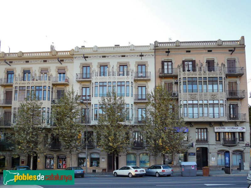 Lleida - Cases Joan Balasch (Foto: <i>Pere López CC BY-SA 3.0</i>, 2011) Lleida - Cases Joan Balasch