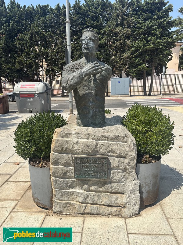Lleida - Monument a Salvador Allende