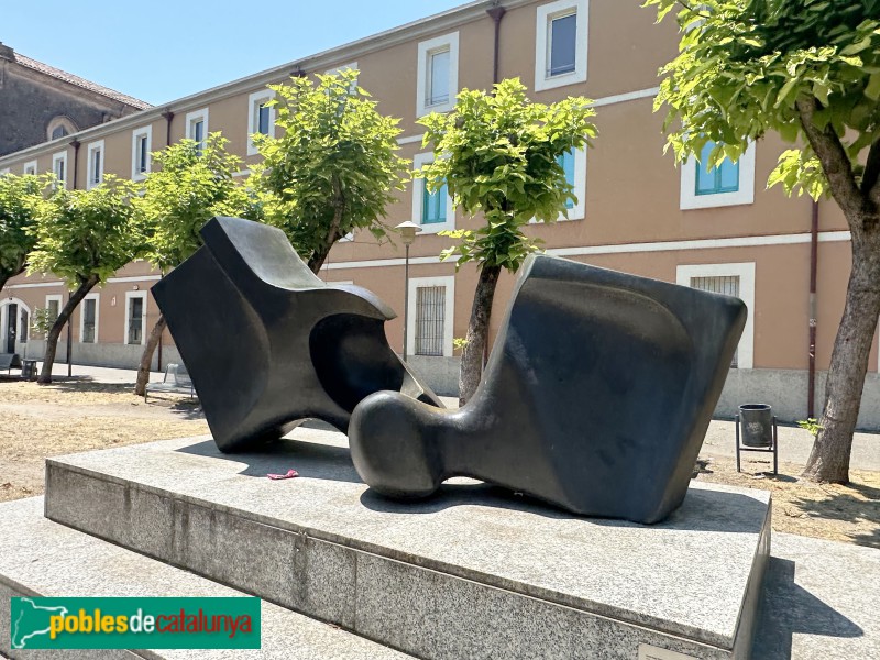 Girona - Escultura <i>Abraçada</i>