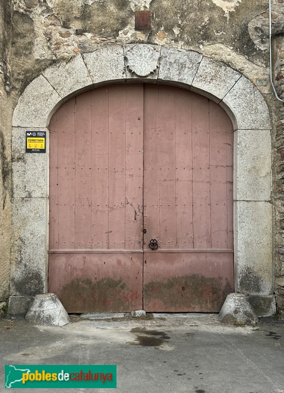Bellver de Cerdanya - Cal Tresa (Talló) (Foto: Albert Esteves, 2025) Bellver de Cerdanya - Cal Tresa (Talló)