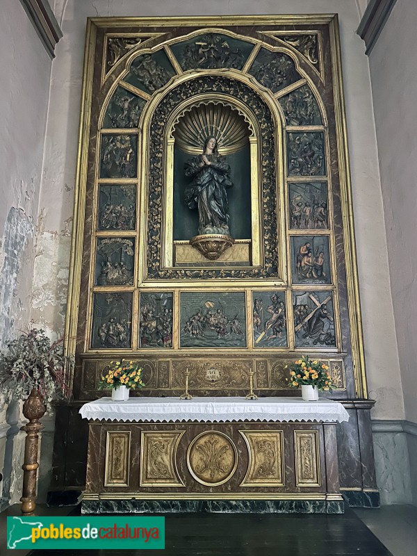 Tossa de Mar - Església de Sant Vicenç. Altar del Roser