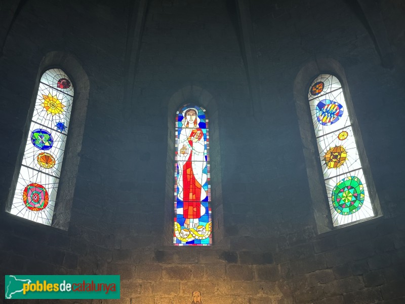 Sant Feliu de Guíxols - Monestir. Vitralls