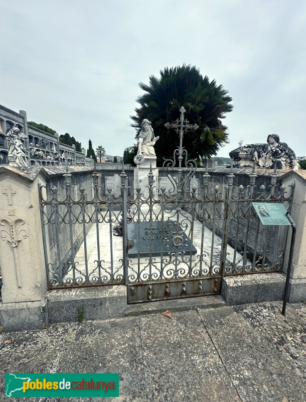 Sant Feliu de Guíxols - Cementiri. Sepulcre Xatart Gallissà