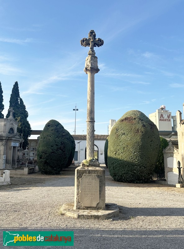 Cementiri de Lleida - Creu de les Tres Pedretes