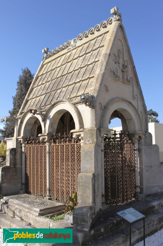 Lloret de Mar - Cementiri. Panteó C osta-Macià