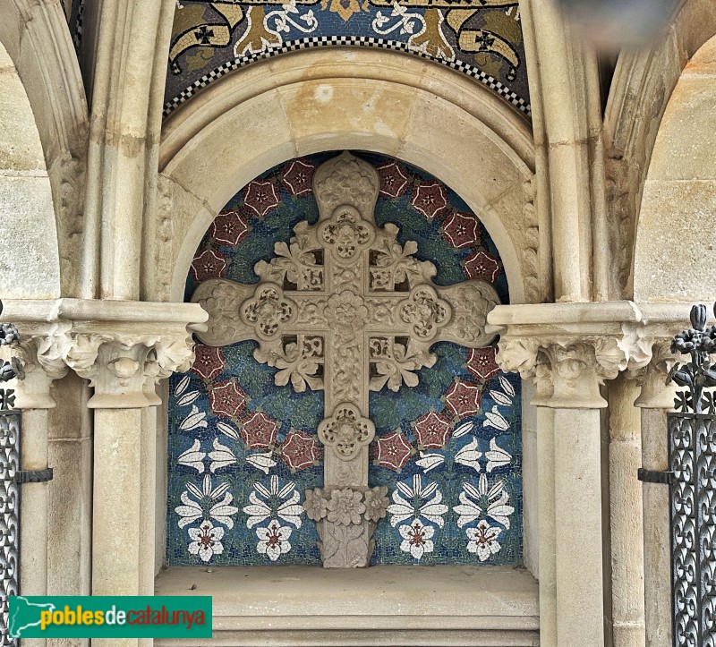 Lloret de Mar - Cementiri. Panteó Costa-Macià