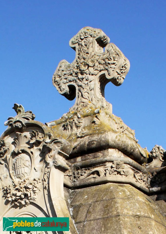 Lloret de Mar - Cementiri. Panteó Cabañas (Foto: Albert Esteves, 2011) Lloret de Mar - Cementiri. Panteó Cabañas