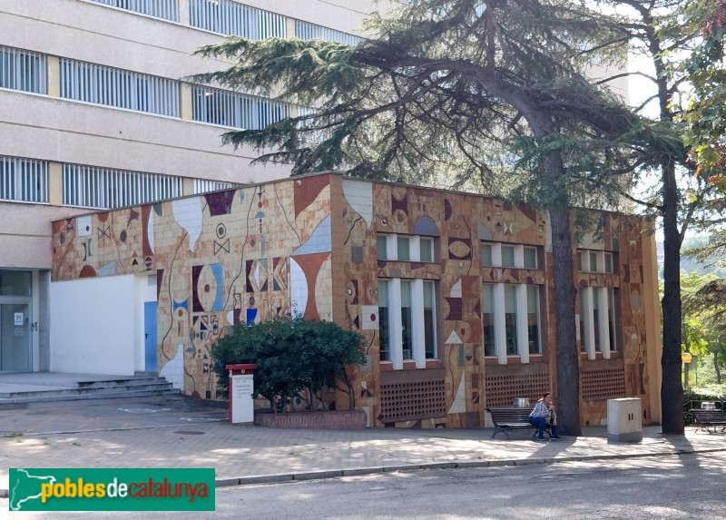 Santa Coloma de Gramenet - Recinte Torribera. Edifici Llevant