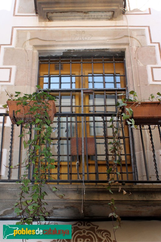 Lloret de Mar - Cases del carrer Sant Romà (Foto: Albert Esteves, 2011) Lloret de Mar - Cases del carrer Sant Romà