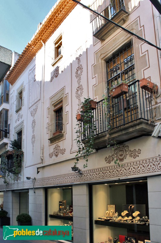 Lloret de Mar - Cases del carrer Sant Romà (Foto: Albert Esteves, 2011) Lloret de Mar - Cases del carrer Sant Romà