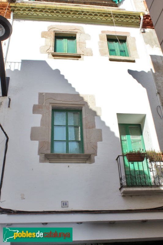 Lloret de Mar - Cases del carrer Sant Romà (Foto: Albert Esteves, 2011) Lloret de Mar - Cases del carrer Sant Romà