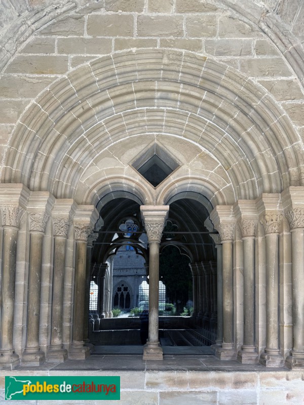 Monestir de Poblet - Finestral de la Sala capitular