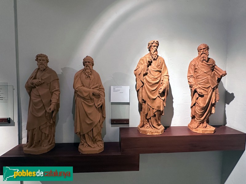 Montblanc - Museu Marès. Apòstols (Agapit Vallmitjana, guix c1887)