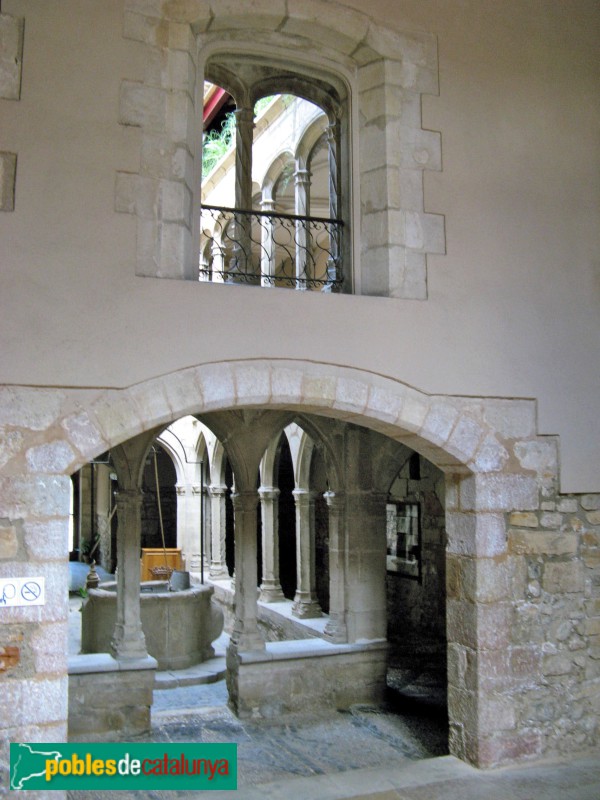 Montblanc - Hospital de Santa Magdalena (Foto: Albert Esteves, 2009) Montblanc - Hospital de Santa Magdalena