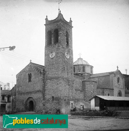 Rubí - Església de Sant Pere (Foto: <i>Rossend Flaquer -Arxiu Fotogràfic Centre Excursionista de Catalunya-</i>, 1925) Rubí - Església de Sant Pere