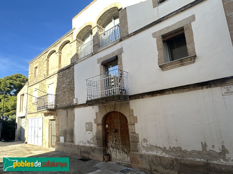 Alfés - Ca la Rosa (Foto: Albert Esteves, 2025) Alfés - Ca la Rosa