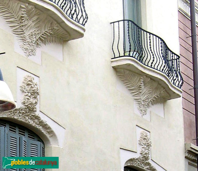 Terrassa - Antic Hotel Peninsular (Foto: Albert Esteves, 2010) Terrassa - Antic Hotel Peninsular