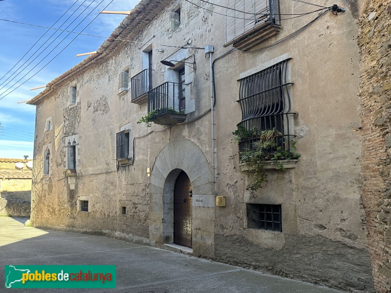Sant Jordi Desvalls - Can Viladevall (Foto: Albert Esteves, 2025) Sant Jordi Desvalls - Can Viladevall