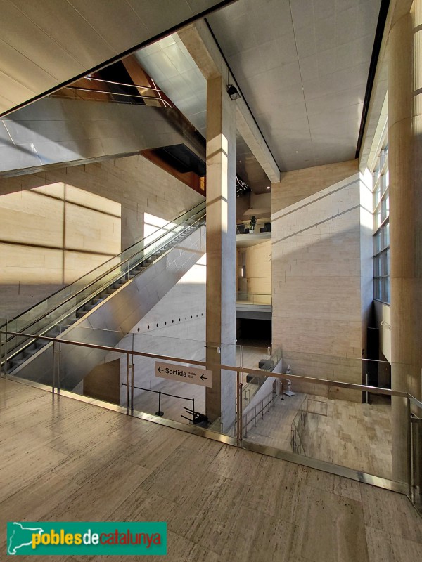 Barcelona - Edifici modern del CCCB