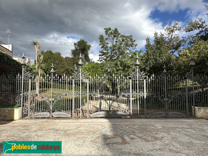 Terrassa - Casa Alegre de Sagrera (Foto: Albert Esteves, 2025) Terrassa - Casa Alegre de Sagrera