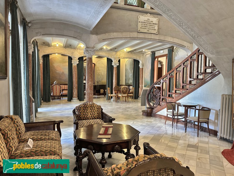 Terrassa - Casa Alegre de Sagrera (Foto: Albert Esteves, 2025) Terrassa - Casa Alegre de Sagrera