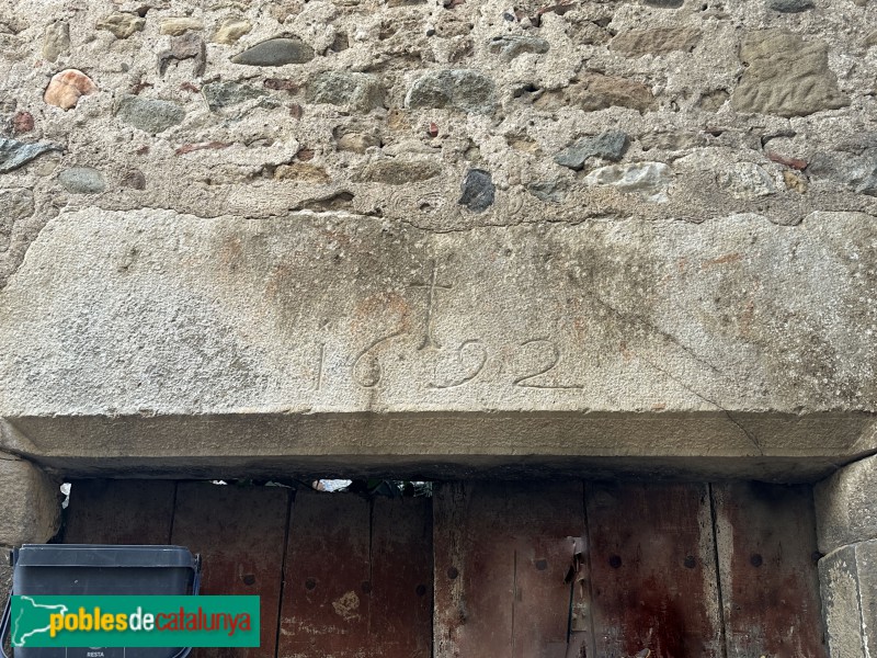 Cervià de Ter - Muralla. Portal de Ca la Cebriana