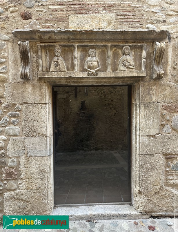 Cervià de Ter - Antic hospital (Foto: Albert Esteves, 2025) Cervià de Ter - Antic hospital