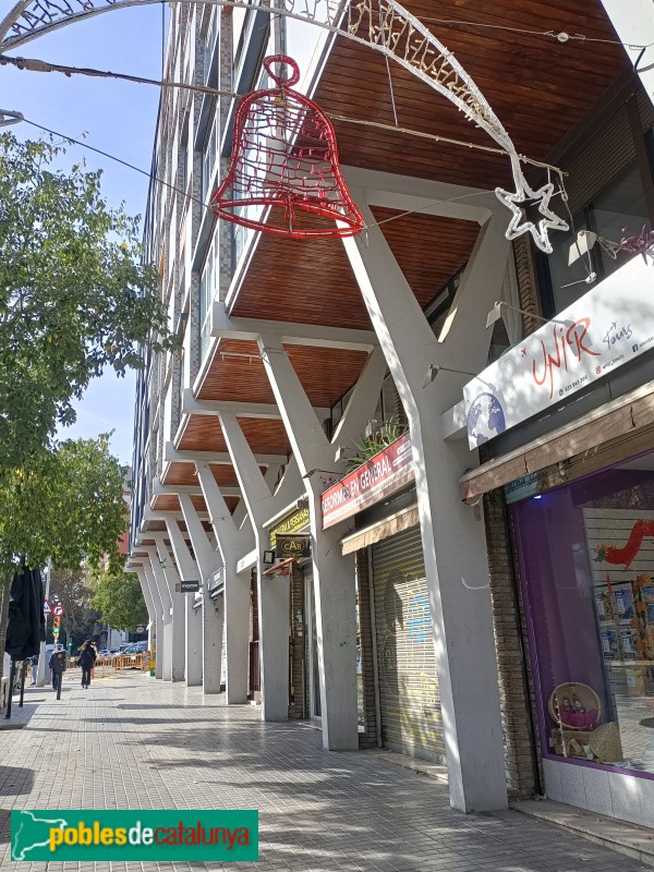 Barcelona - Còrsega, 697