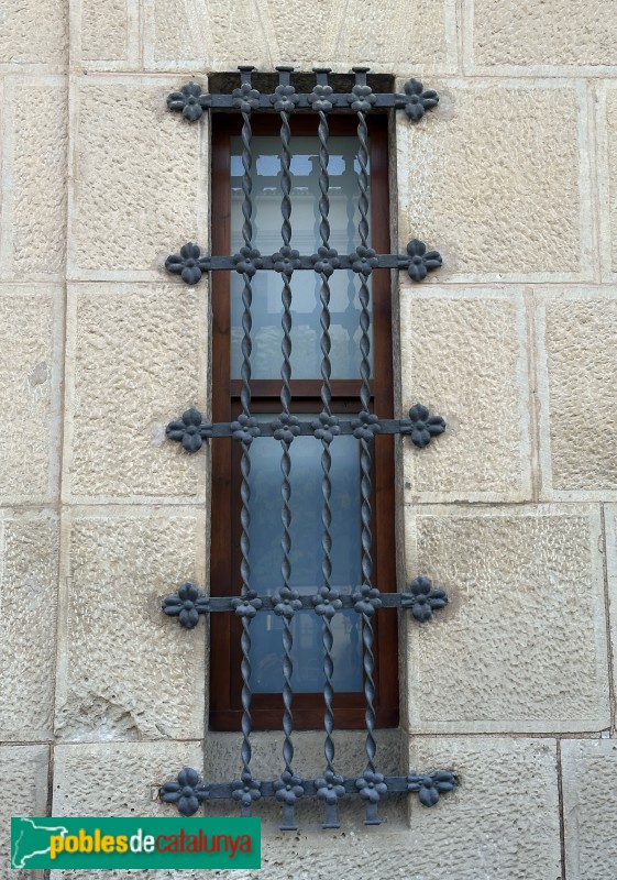 Torregrossa - Carrer Mossèn Cinto Verdaguer, 1