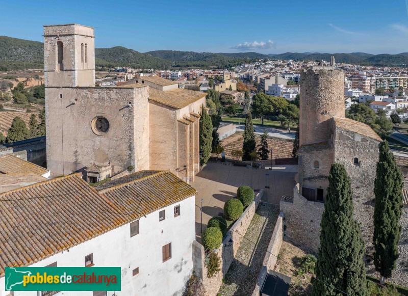 Sant Pere de Ribes - Església i castell de Ribes