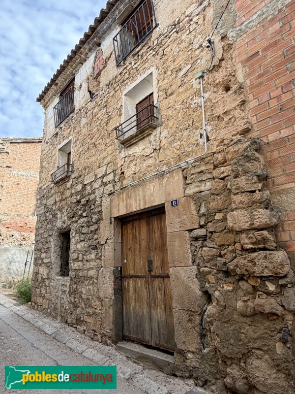 Sarroca de Lleida - Carrer Monsenyor Vilaplana, 11