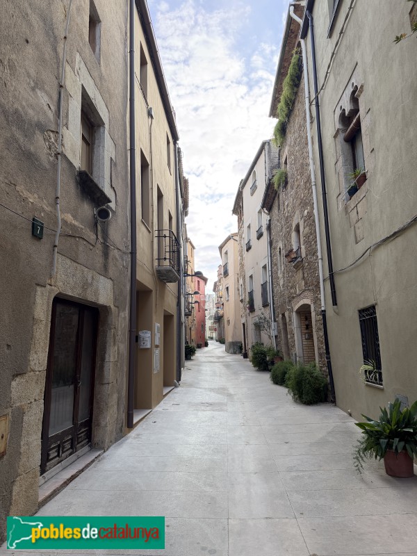 Celrà - Carrer Major