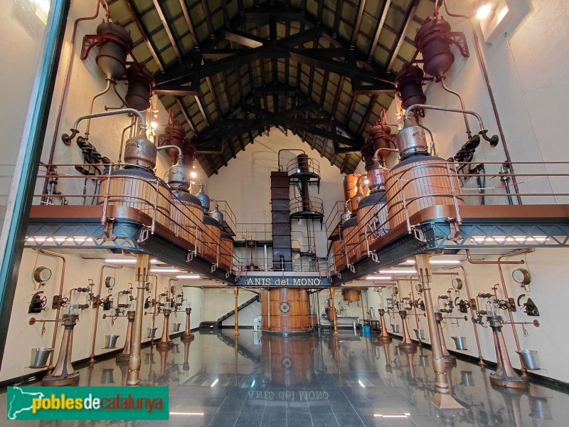 Foto de Badalona - Destil·leria Anís del Mono