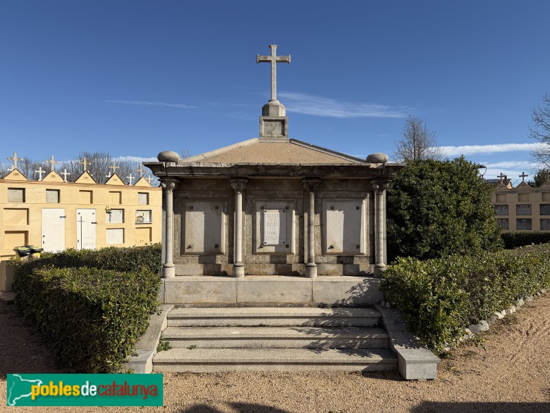 Bordils - Cementiri. Panteó Bru-Crucis