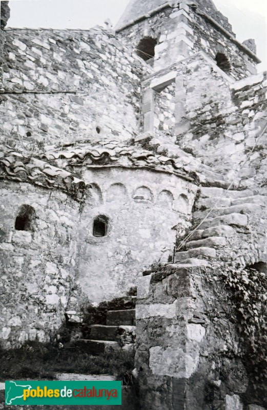 Sant Julià de Ramis - Església dels Sants Metges (Foto: <i>Arxiu Museu d'Arqueologia de Catalunya-Girona</i>, 1969) Sant Julià de Ramis - Església dels Sants Metges