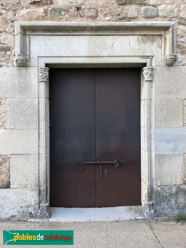 Sant Julià de Ramis - Església dels Sants Metges. Porta renaixentista