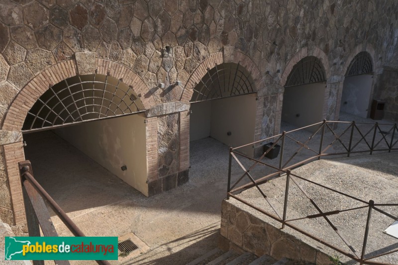 Castell de Sant Julià de Ramis (Foto: <i>Raül Costal -invarquit.cultura.gencat.cat-</i>, 2023) Castell de Sant Julià de Ramis