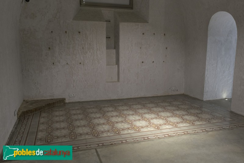 Castell de Sant Julià de Ramis (Foto: <i>Raül Costal -invarquit.cultura.gencat.cat-</i>, 2023) Castell de Sant Julià de Ramis