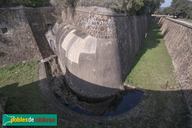 Castell de Sant Julià de Ramis (Foto: <i>Raül Costal -invarquit.cultura.gencat.cat-</i>, 2023) Castell de Sant Julià de Ramis