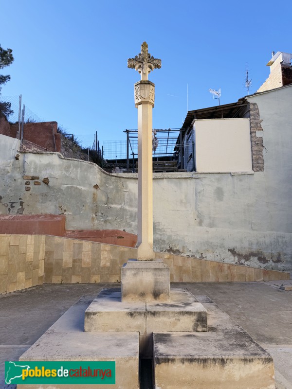 Aitona - Creu de terme (Foto: Albert Esteves, 2026) Aitona - Creu de terme