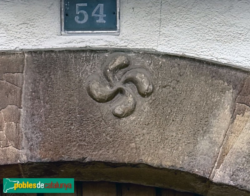 Aitona - Portal. Detall del <i>lauburu</i>