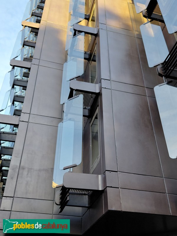 Barcelona - Gran Via de les Corts Catalanes, 764-768