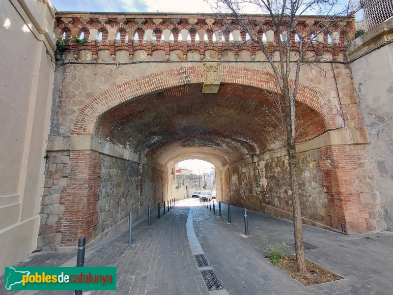 Barcelona - Pont de la plaça Mons (Foto: Sergi Suárez, 2026) Barcelona - Pont de la plaça Mons