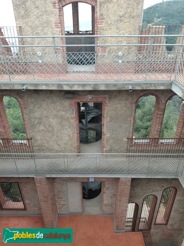 Barcelona - Torre del Baró (Foto: Sergi Suárez, 2026) Barcelona - Torre del Baró