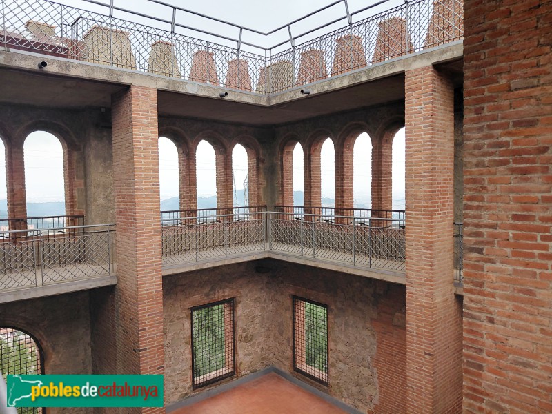 Barcelona - Torre del Baró (Foto: Sergi Suárez, 2026) Barcelona - Torre del Baró